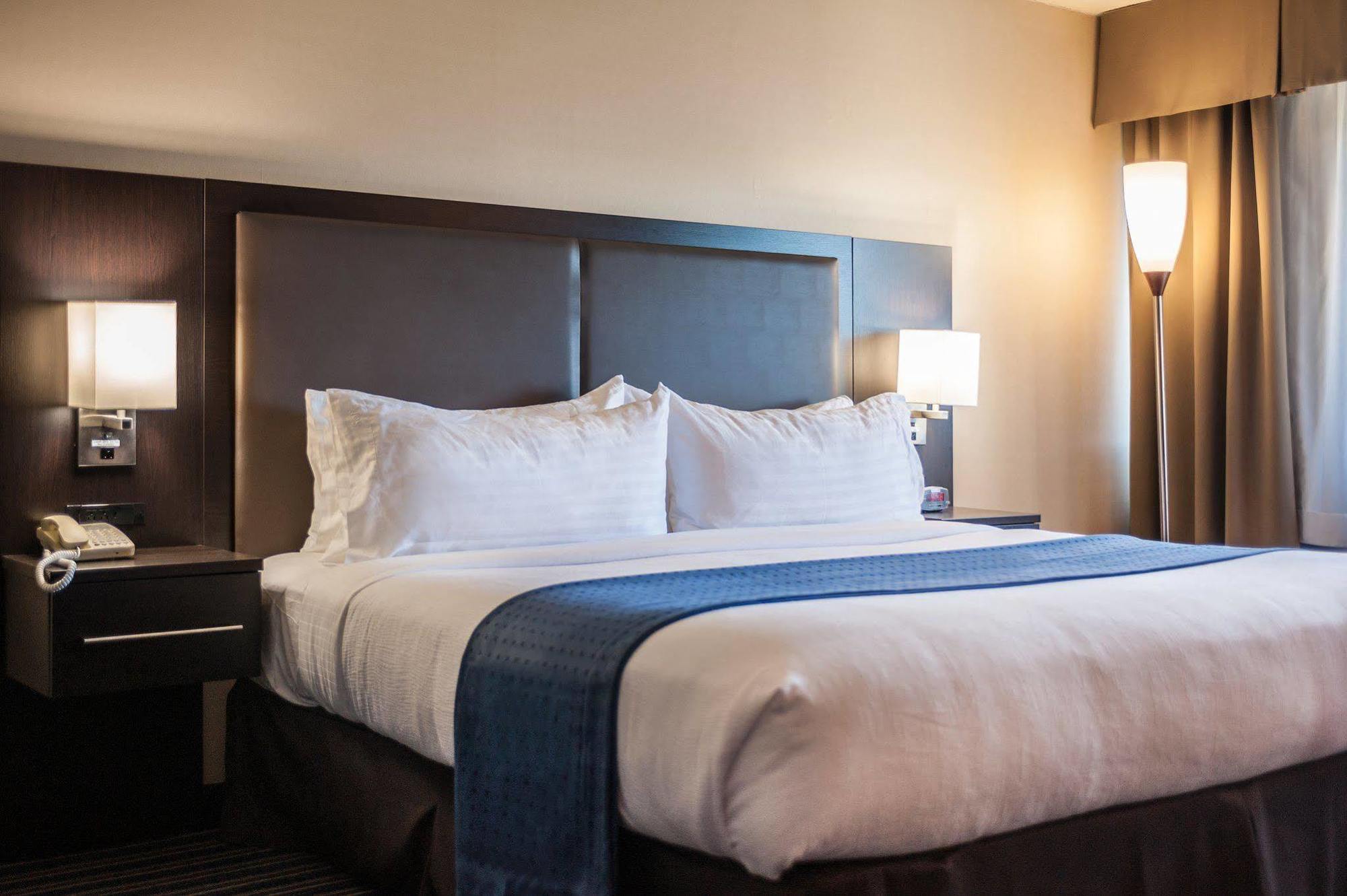 Holiday Inn Princeton By Ihg Bagian luar foto